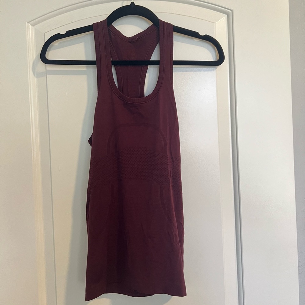 Lululemon Swiftly Tech